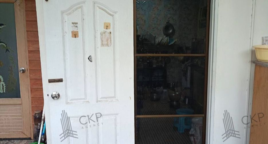 For sale 3 bedrooms townhouse in Sai Noi, Nonthaburi