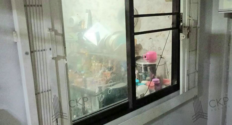 For sale 3 bedrooms townhouse in Sai Noi, Nonthaburi