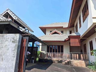 Haus zum Kauf mit 4 Zimmer in Mueang Chiang Mai, Chiang Mai