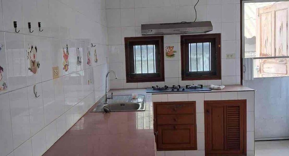 Haus zum Kauf mit 4 Zimmer in Mueang Chiang Mai, Chiang Mai
