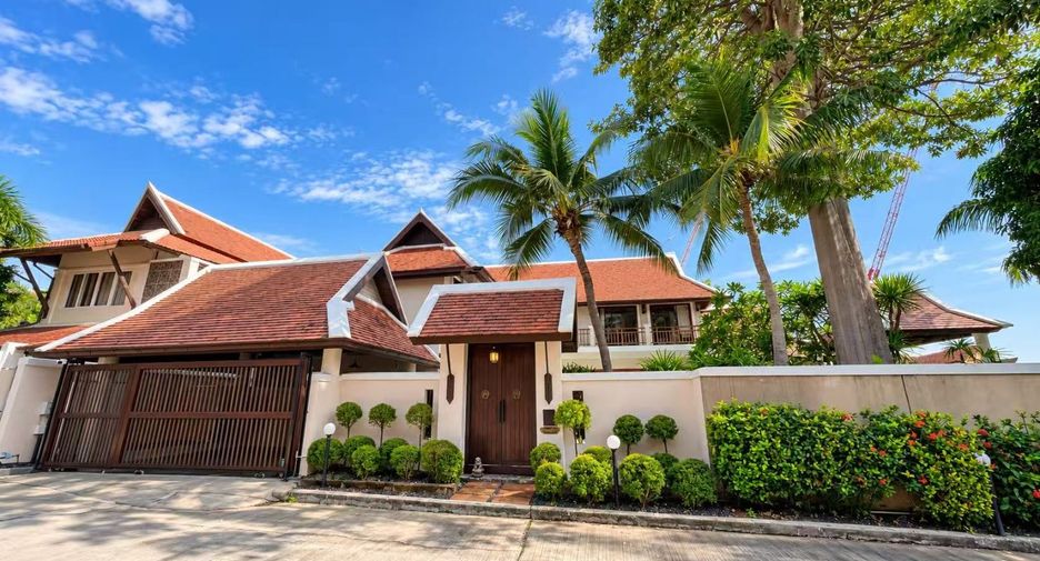 For sale 5 ベッドルーム house in Bang Lamung, Chonburi