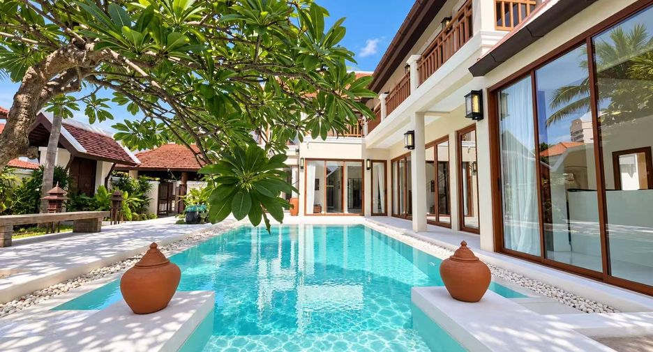 For sale 5 ベッドルーム house in Bang Lamung, Chonburi