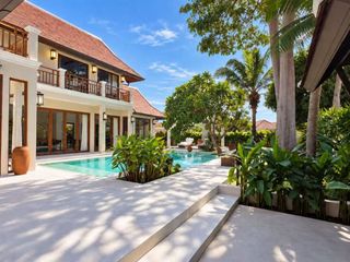 For sale 5 bedrooms house in Bang Lamung, Chonburi
