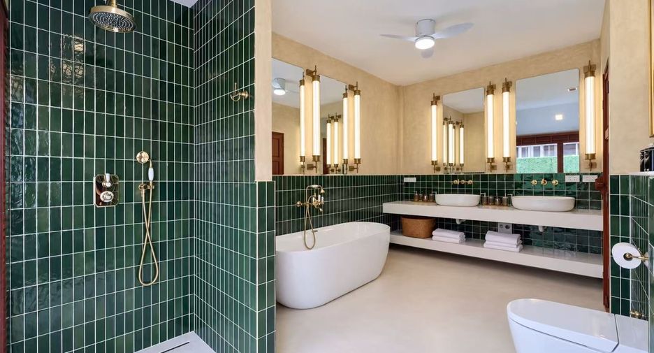 For sale 5 ベッドルーム house in Bang Lamung, Chonburi