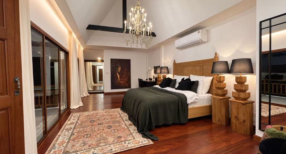 For sale 5 ベッドルーム house in Bang Lamung, Chonburi