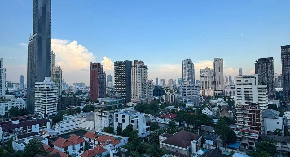 For rent 1 bed condo in Khlong Toei, Bangkok