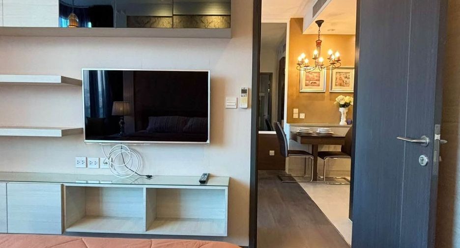 For rent 1 bed condo in Khlong Toei, Bangkok