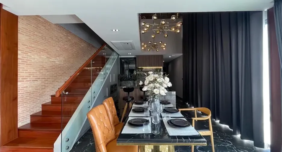 For rent and for sale 4 bedrooms villa in Hang Dong, Chiang Mai