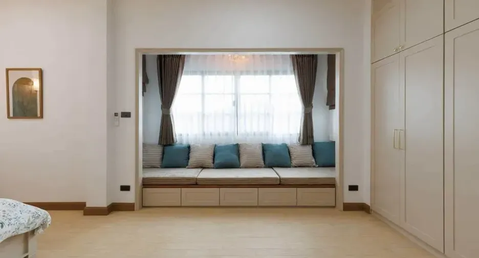 Haus zum Kauf mit 5 Zimmer in Mueang Chiang Mai, Chiang Mai