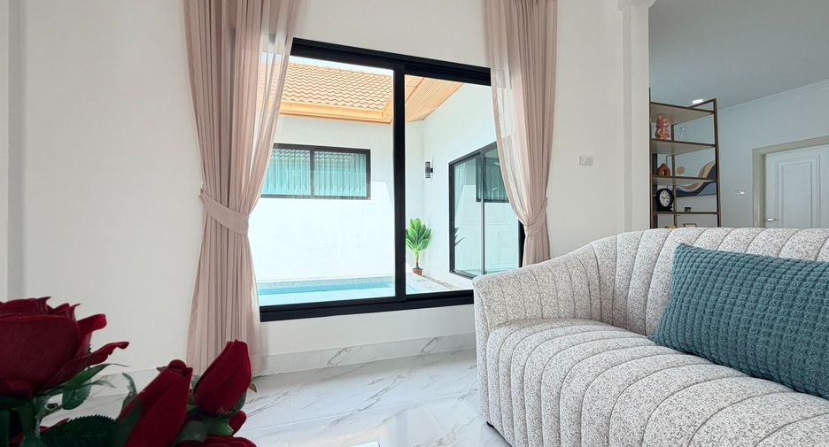 For sale 4 bedrooms villa in Bang Lamung, Chonburi