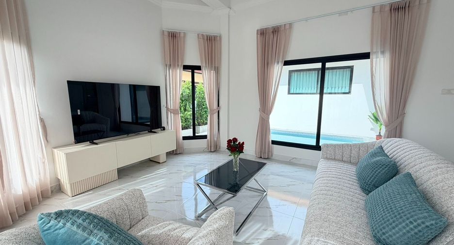 For sale 4 bedrooms villa in Bang Lamung, Chonburi