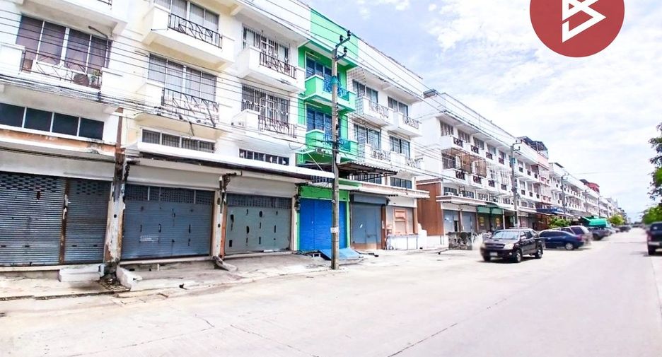 Local comercial en venta de 2 habitaciones en Mueang Samut Prakan, Samut Prakan