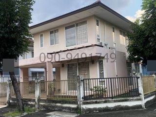Haus zur Miete mit 4 Zimmer in Khlong Sam Wa, Bangkok