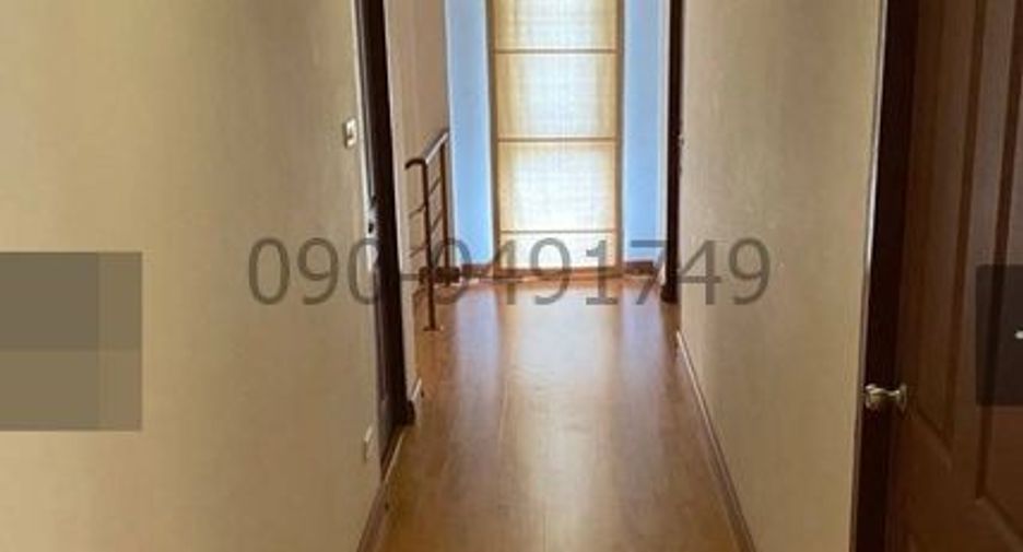 Haus zur Miete mit 4 Zimmer in Khlong Sam Wa, Bangkok