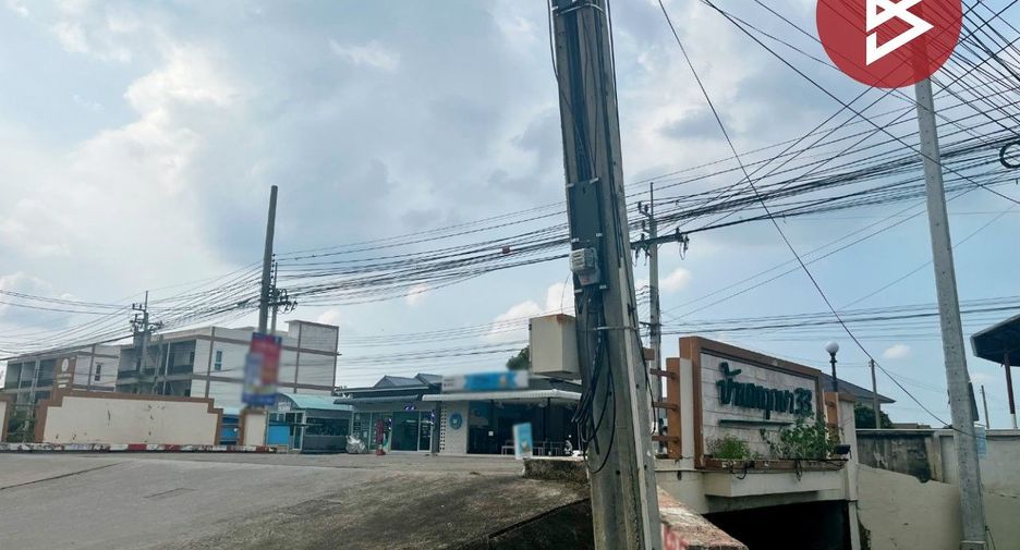 Продажа 4 спальни таунхаус в Bang Bua Thong, Нонтабури