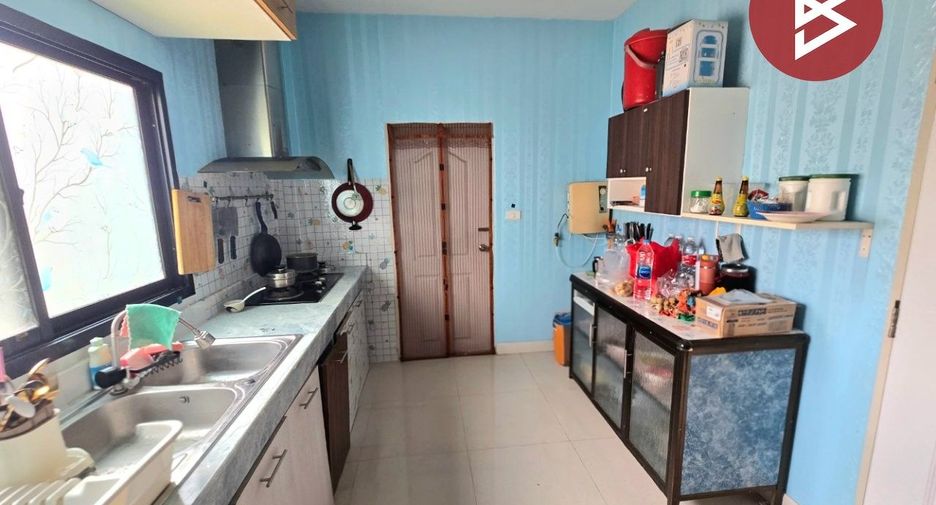 Продажа 4 спальни дом в Mueang Nakhon Pathom, Накхонпатхом