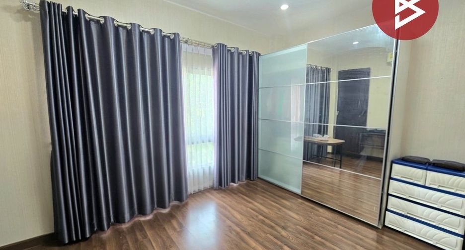 Продажа 4 спальни дом в Mueang Nakhon Pathom, Накхонпатхом