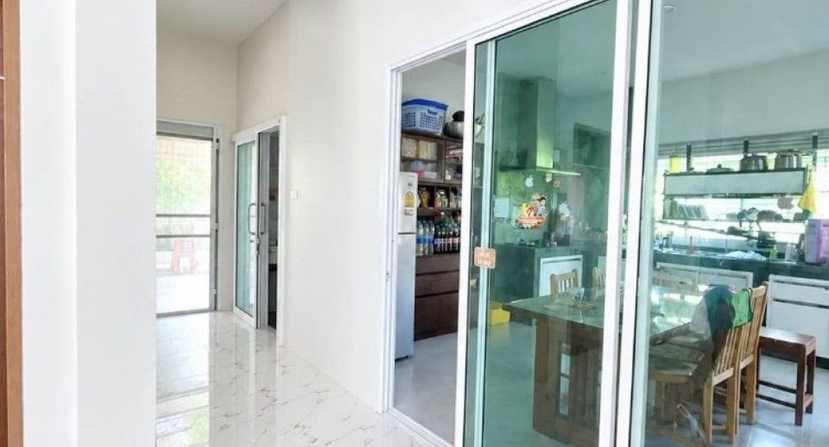 For sale 3 bedrooms house in Mueang Ratchaburi, Ratchaburi