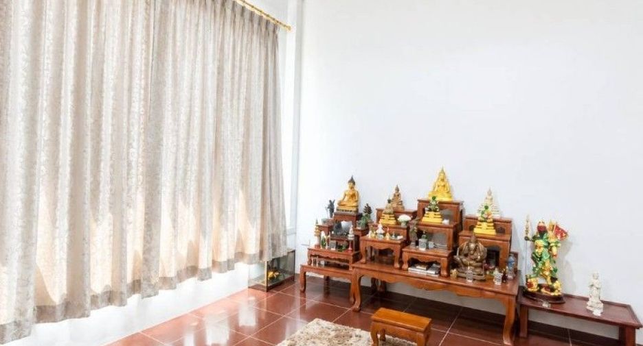 For sale 3 bedrooms house in Mueang Ratchaburi, Ratchaburi