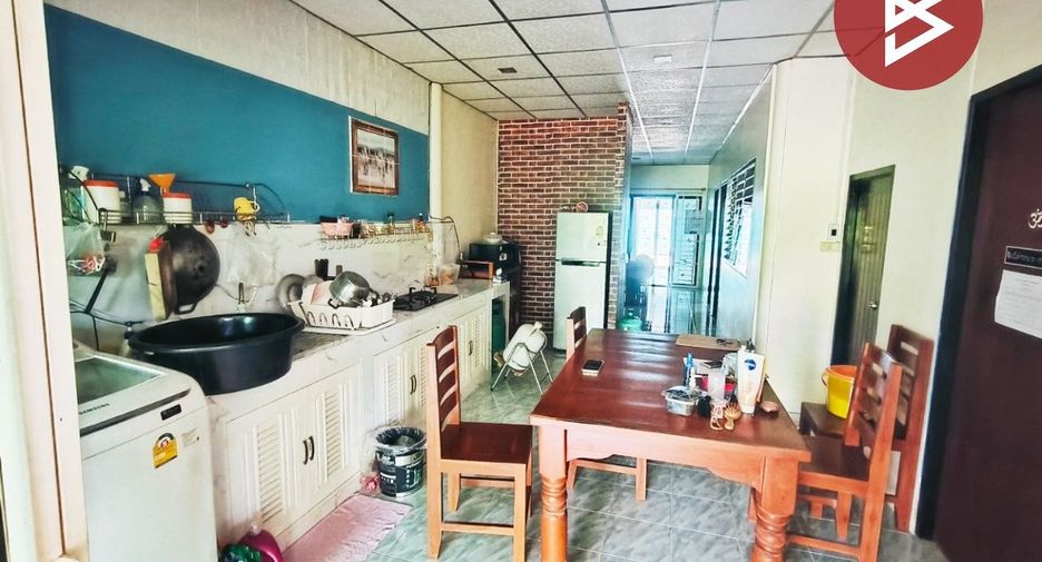出售 2 卧室 联排别墅 在 Mueang Samut Songkhram, Samut Songkhram
