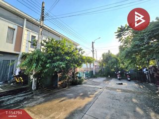 For sale 3 bedrooms townhouse in Phra Samut Chedi, Samut Prakan