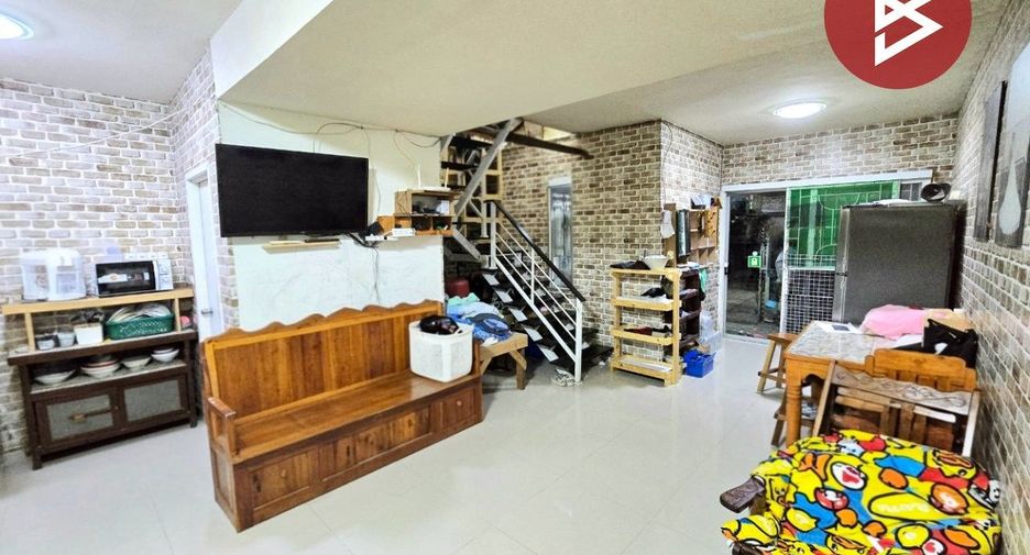 For sale 3 bedrooms townhouse in Phra Samut Chedi, Samut Prakan