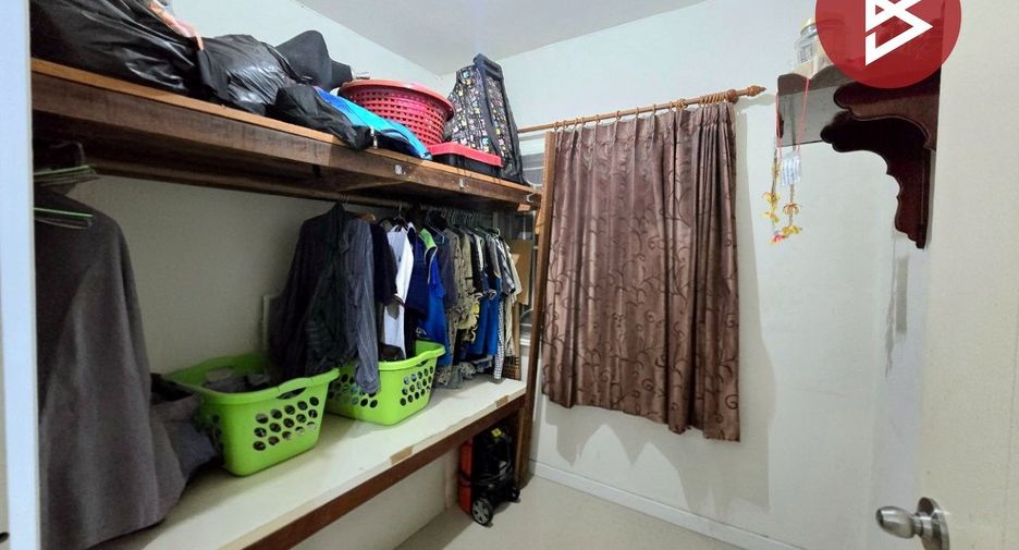 For sale 3 bedrooms townhouse in Phra Samut Chedi, Samut Prakan