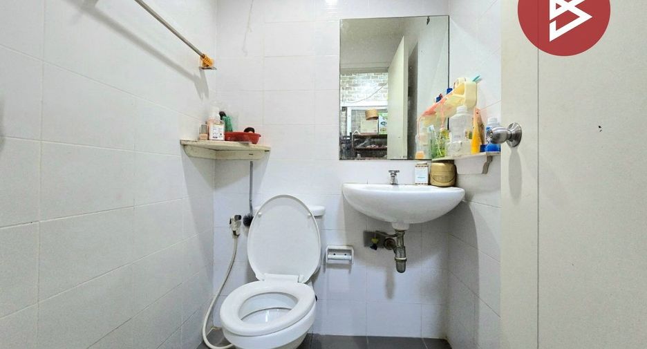For sale 3 bedrooms townhouse in Phra Samut Chedi, Samut Prakan