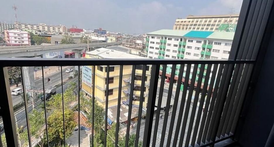 Продажа 2 спальни кондо в Банг Капи, Бангкок