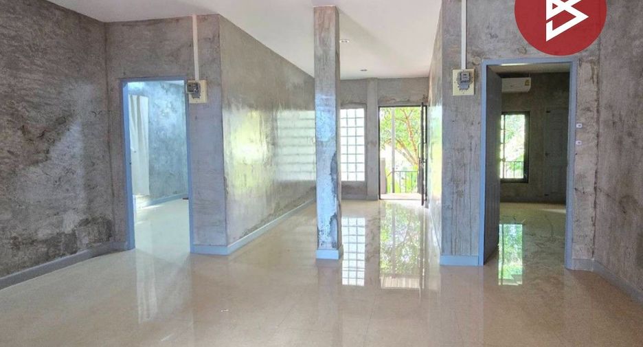 For sale 4 bedrooms retail Space in Mueang Rayong, Rayong