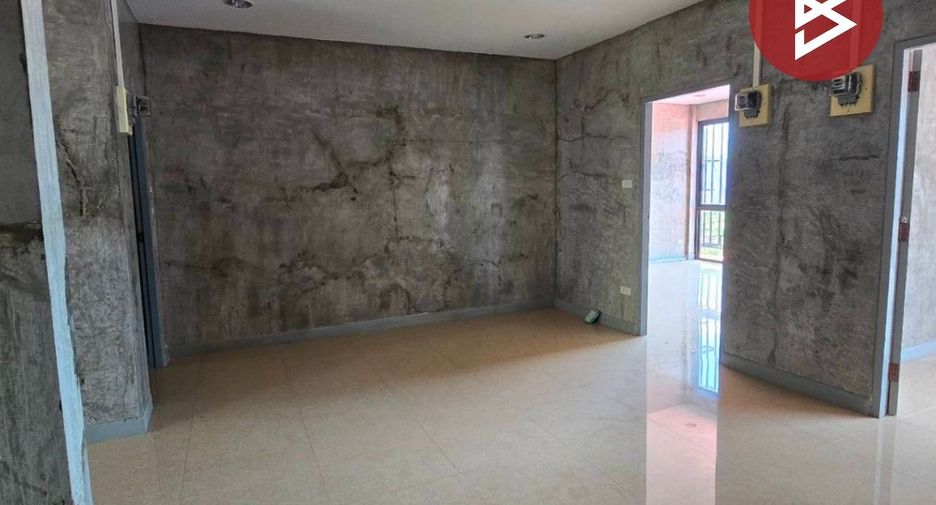 For sale 4 bedrooms retail Space in Mueang Rayong, Rayong