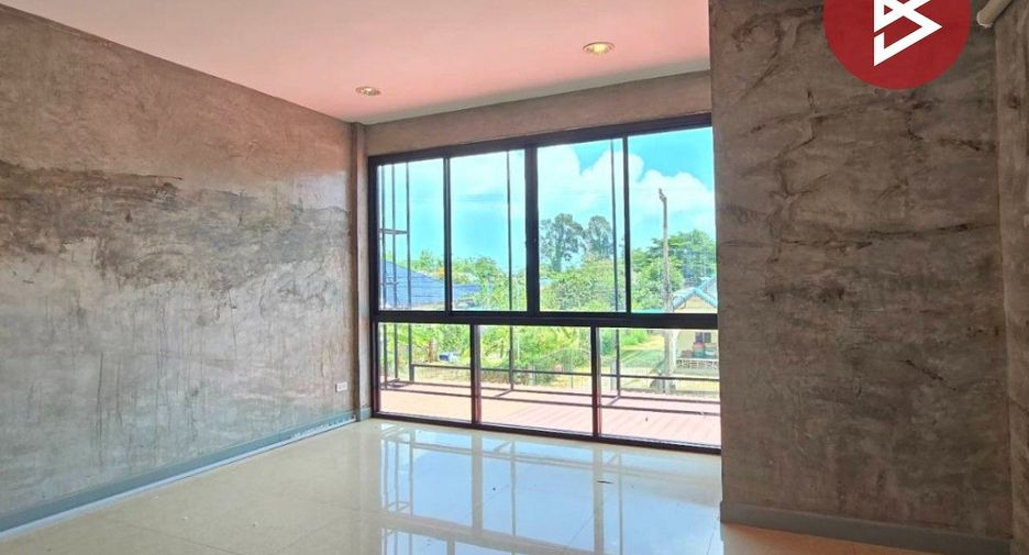 For sale 4 bedrooms retail Space in Mueang Rayong, Rayong