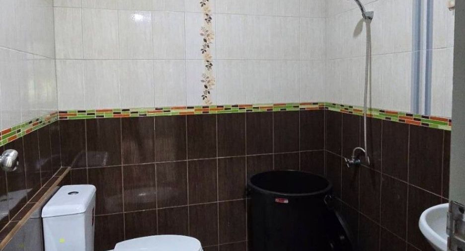 For sale 4 bedrooms retail Space in Mueang Rayong, Rayong