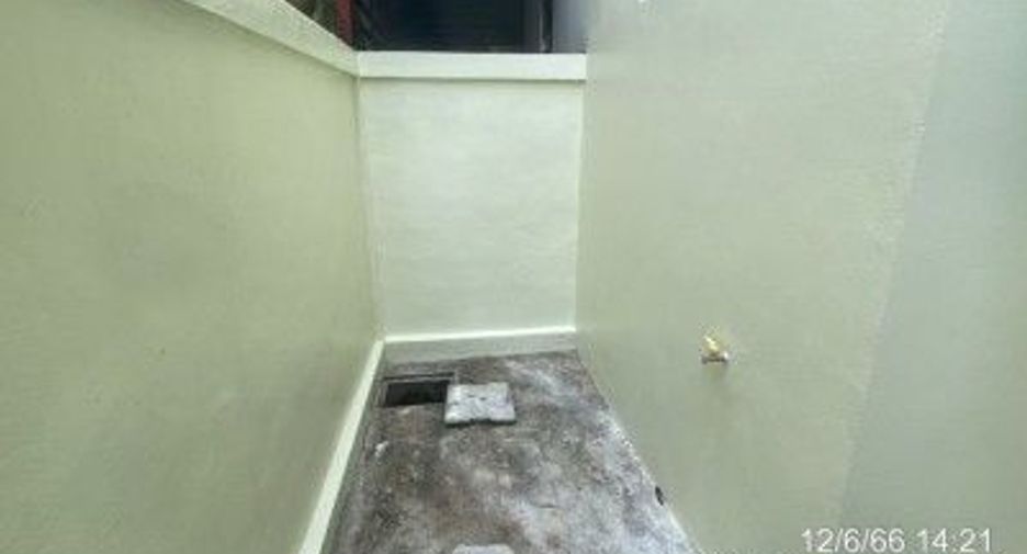 Reihenhaus zum Kauf mit 1 Zimmer in Ban Bueng, Chonburi