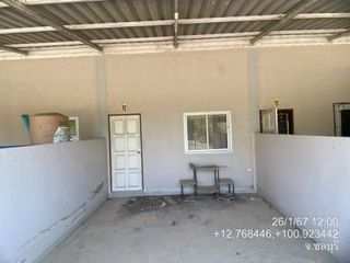 Продажа 1 кровать таунхаус в Ban Bueng, Чонбури
