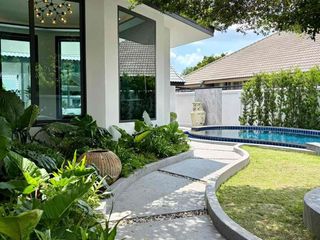 For rent 3 bedrooms villa in Bang Lamung, Chonburi
