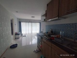 For sale 1 bed condo in Ban Khai, Rayong