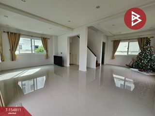 Casa en venta de 3 habitaciones en Phra Samut Chedi, Samut Prakan