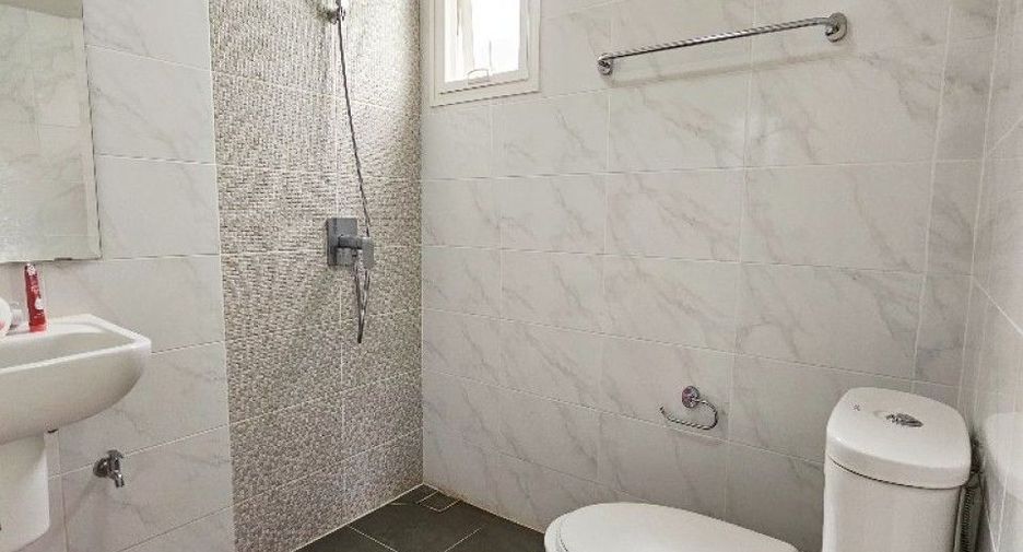For sale 3 bedrooms house in Phra Samut Chedi, Samut Prakan