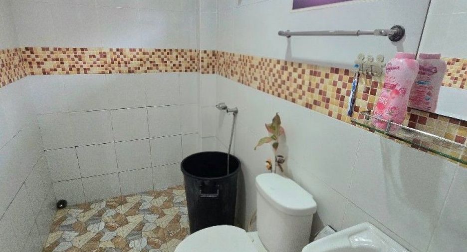 Продажа 4 спальни дом в Sam Phran, Накхонпатхом