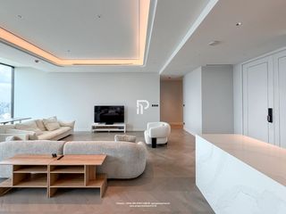 Condo en alquiler y en venta de 3 habitaciones en Sathon, Bangkok