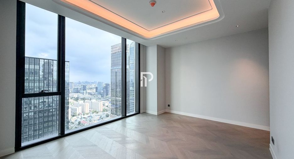 Condo en alquiler y en venta de 3 habitaciones en Sathon, Bangkok