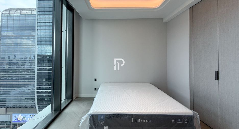 Condo en alquiler y en venta de 3 habitaciones en Sathon, Bangkok