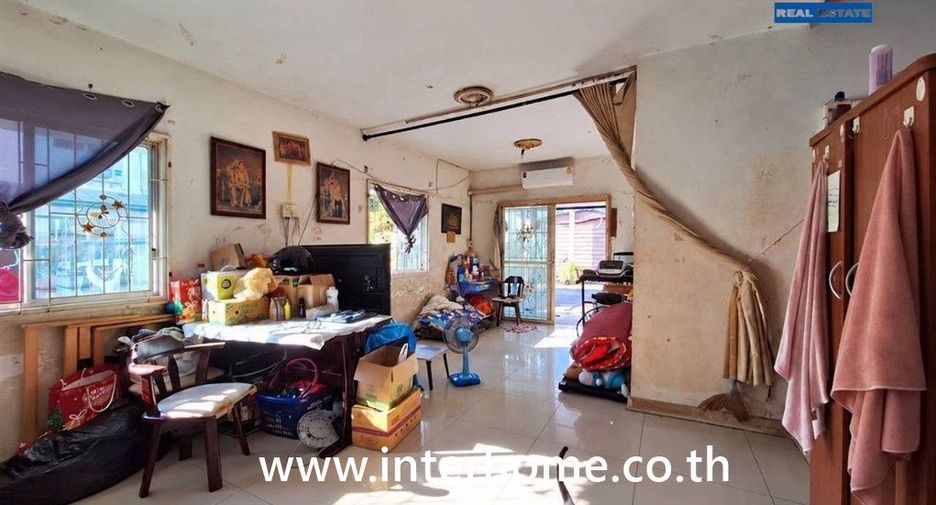 Reihenhaus zum Kauf mit 3 Zimmer in Thanyaburi, Pathum Thani