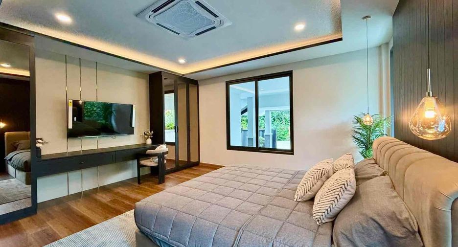 For rent 3 bedrooms villa in Bang Lamung, Chonburi