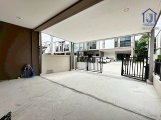 Продажа 2 спальни таунхаус в Bang Phli, Самутпракан