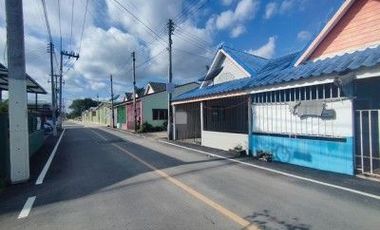 Продажа 1 кровать таунхаус в Бан Кхай, Районг