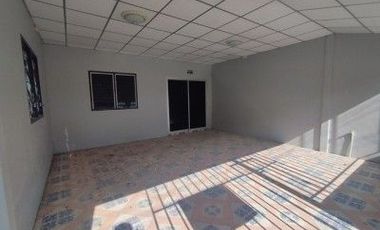 Продажа 1 кровать таунхаус в Бан Кхай, Районг