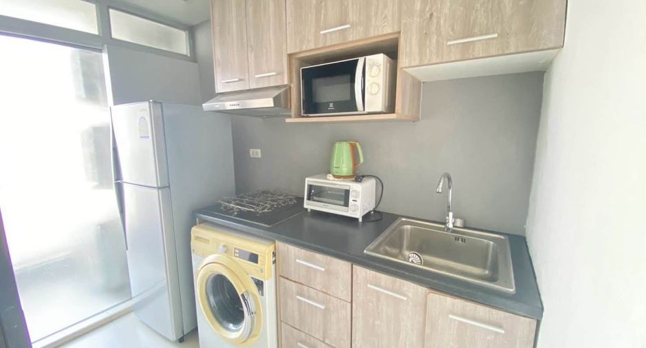 For sale 2 bedrooms condo in Si Racha, Chonburi