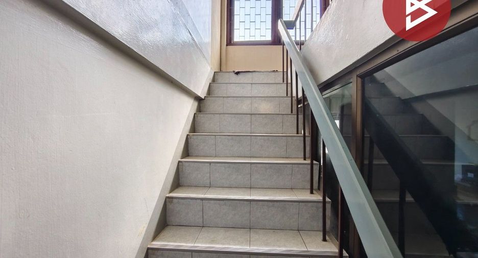 For sale 2 bedrooms retail Space in Ban Pong, Ratchaburi